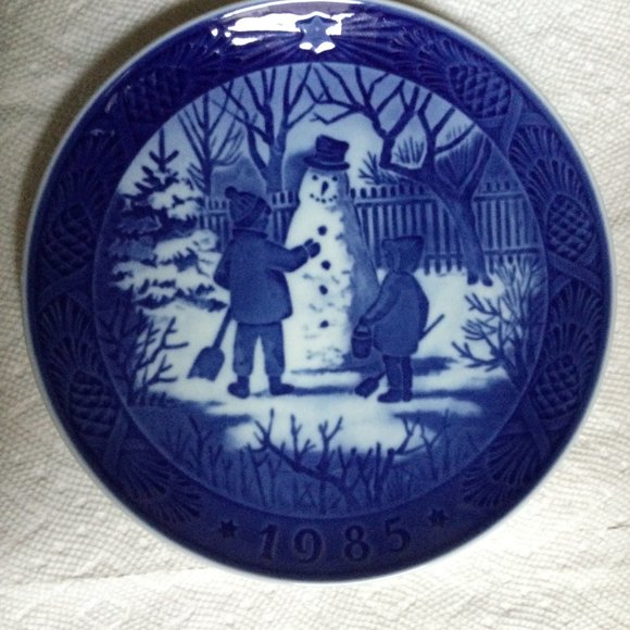 Royal Copenhagen Christmas collector Plate 1985 The snowman - Picture 4 of 4
